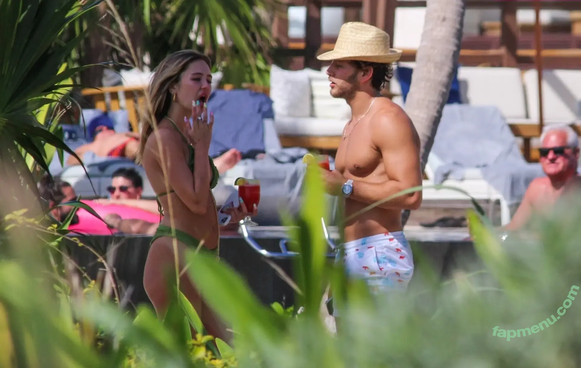 Delilah Hamlin nude photo #0279 (Delilah Hamlin)