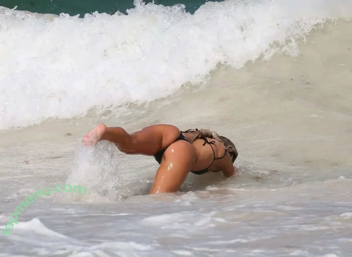 Delilah Hamlin nude photo #0508 (Delilah Hamlin)