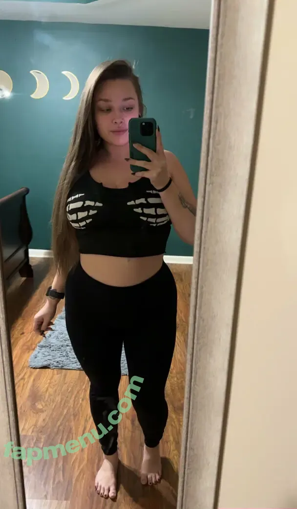 dellabellebaby nude photo #0021 (dellabellebaby)