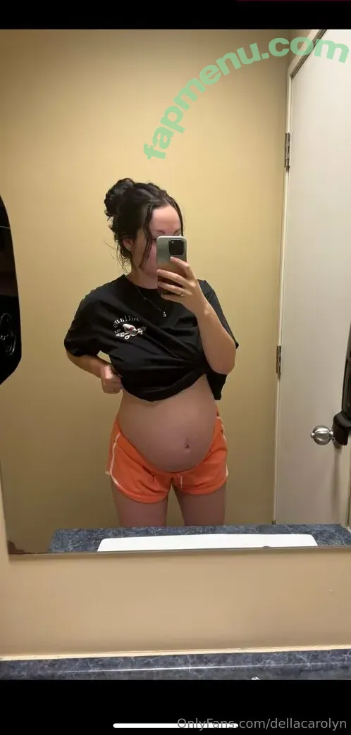 dellacarolyn nude photo #0077 (carolyndellazoppa)