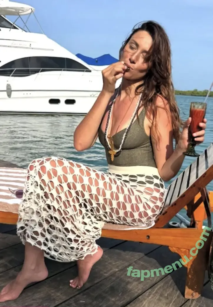 Delphine Wespiser nude photo #0027 (wespiserd)