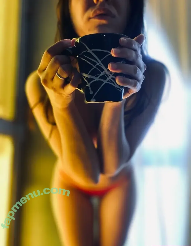 delphinedoll nude photo #0053 (delphinediallo)