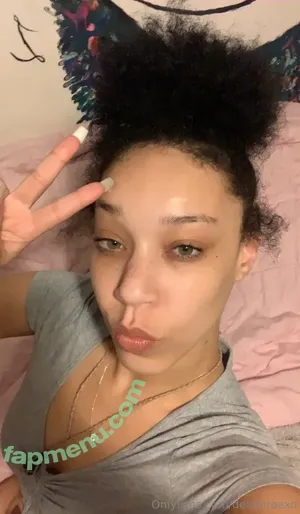  nude photo #0002