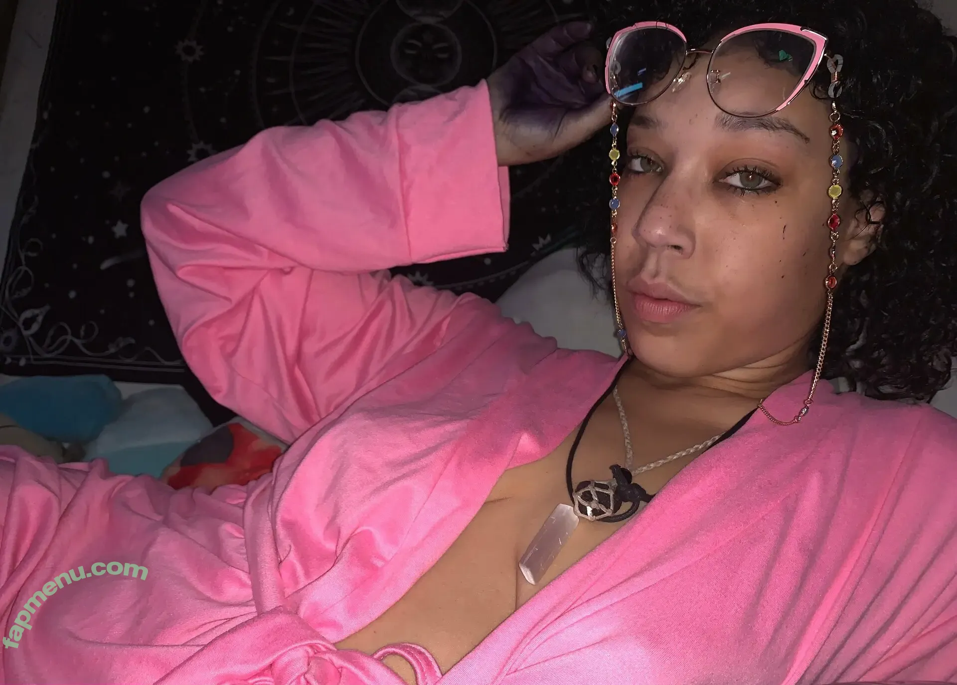 delphiraexo nude photo #0038 (delphiraexo)