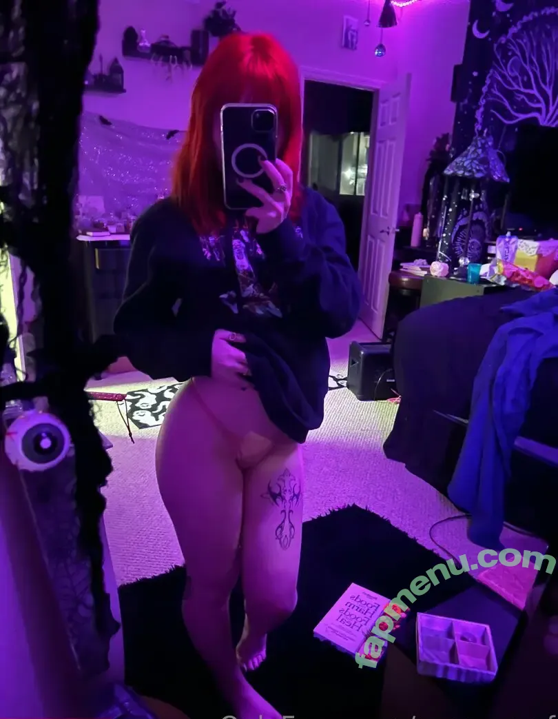 delusionalslvt nude photo #0010 (_delusionalslvt / itzhannahrae / sinfulbae)