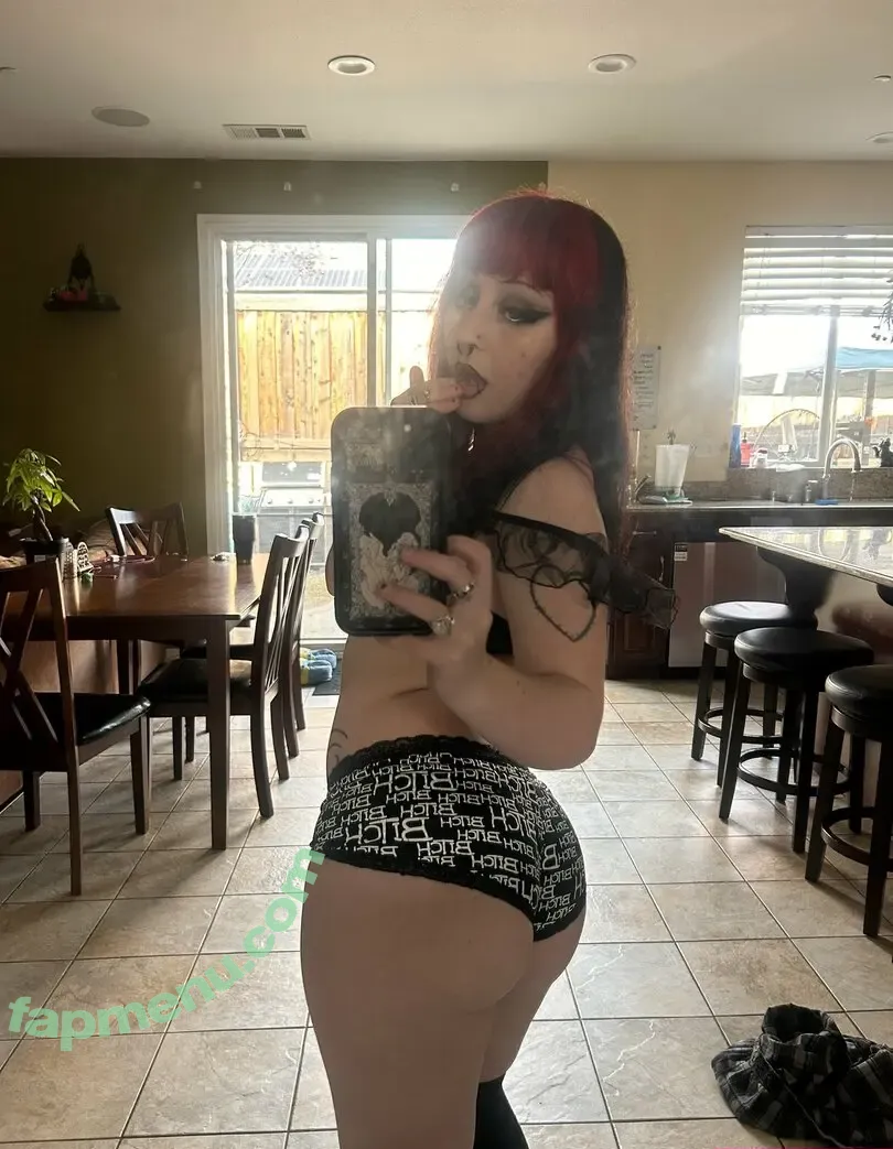 delusionalslvt nude photo #0022 (_delusionalslvt / itzhannahrae / sinfulbae)