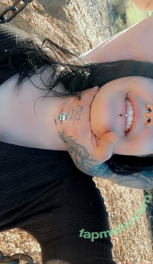 dem0nprincess666 nude photo #0036 (dem0nprincess666)