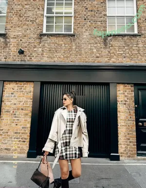 Demet Ozdemir / demetozdemir nude photo #0024