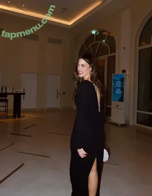 Demet Ozdemir / demetozdemir nude photo #0046