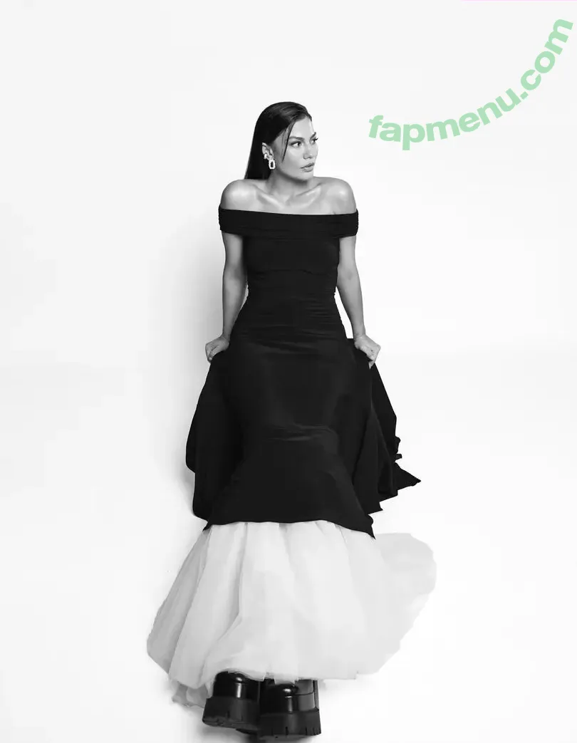 Demet Ozdemir nude photo #0012 (demetozdemir / dmtzdmr)