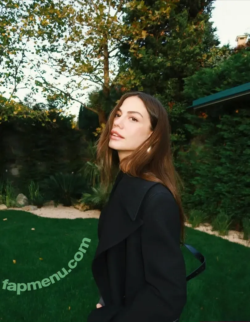 Demet Ozdemir nude photo #0065 (demetozdemir)