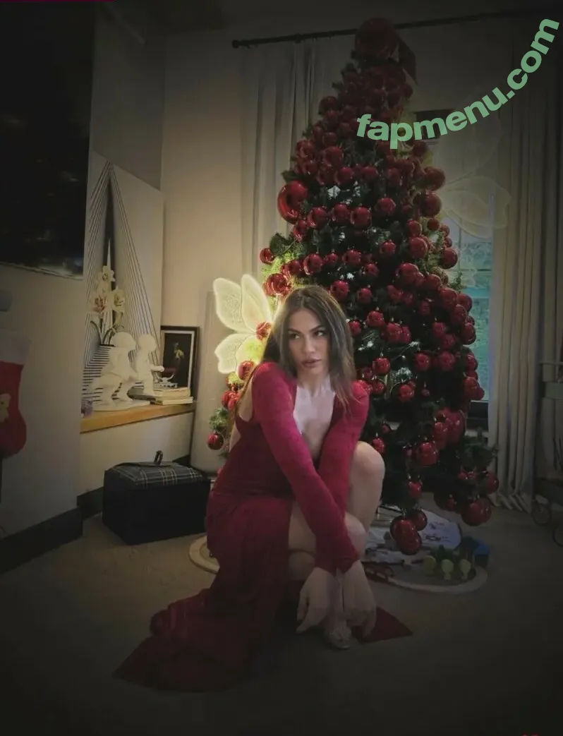 Demet Ozdemir nude photo #0131 (demetozdemir / dmtzdmr)