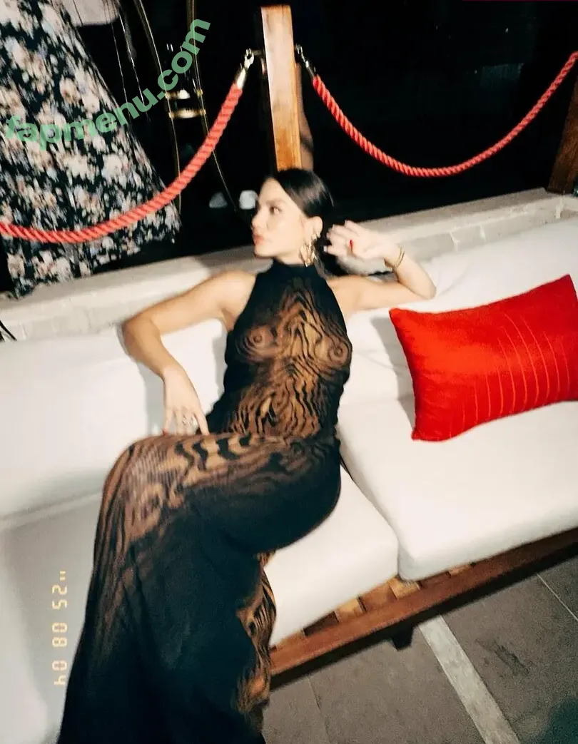 Demet Ozdemir nude photo #0139 (demetozdemir / dmtzdmr)