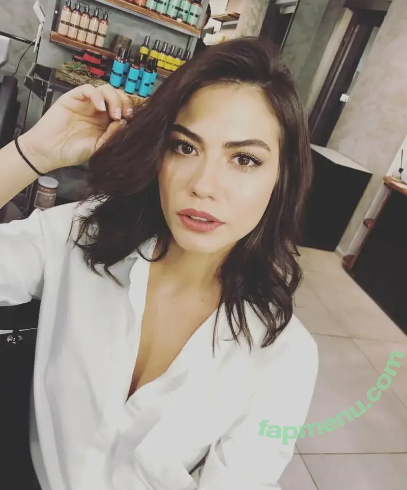 Demet Özdemir nude photo #0008 (Demet Özdemir)
