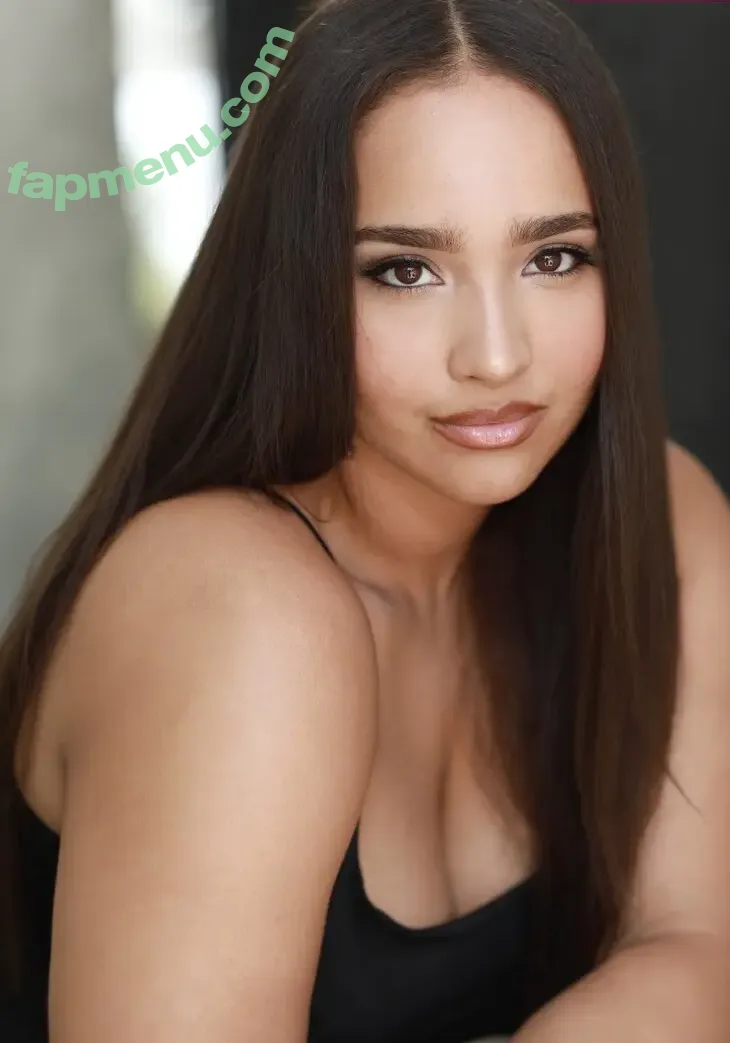 Demetria Obilor nude photo #0035 (Demetria Obilor)