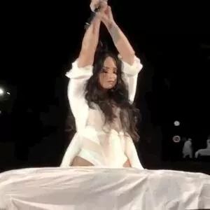 Demi Lovato / ddlovato / demi_lovato nude photo #0019