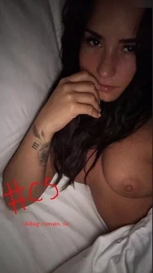 Demi Lovato / ddlovato nude photo #0432