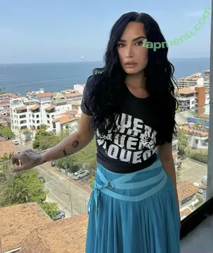 Demi Lovato / ddlovato / demi_lovato nude photo #0904