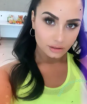 Demi Lovato / ddlovato / demi_lovato nude photo #0931