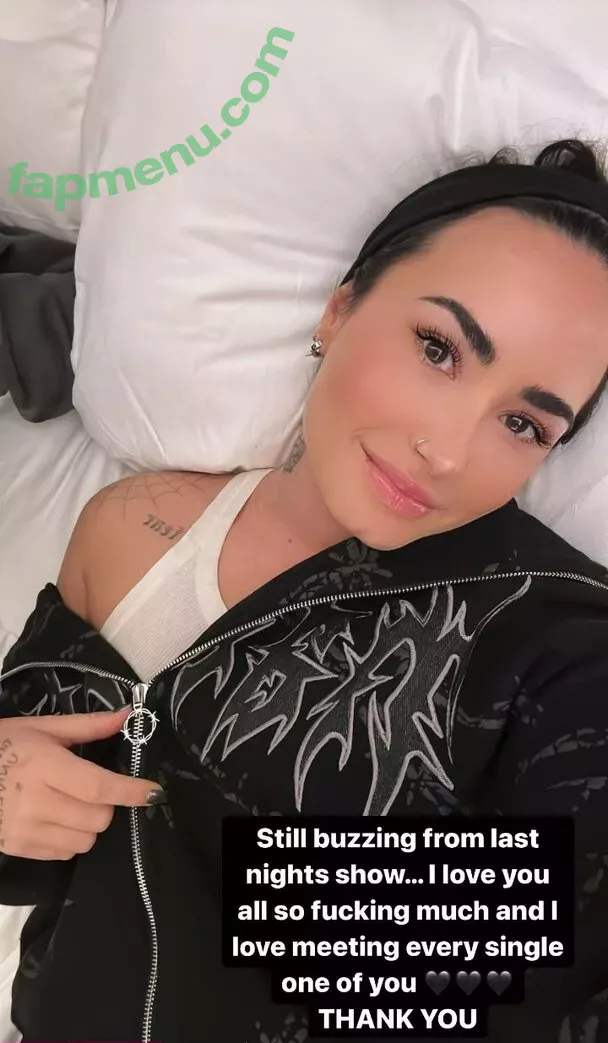 Demi Lovato nude photo #0003 (ddlovato / demi_lovato)