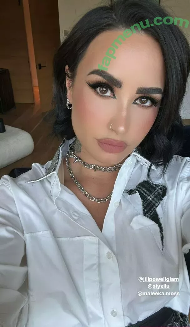 Demi Lovato nude photo #0007 (ddlovato / demi_lovato)