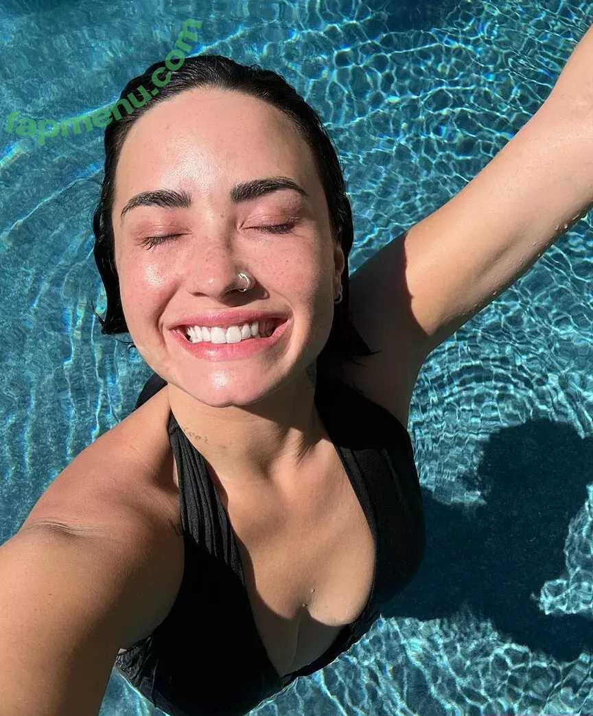 Demi Lovato nude photo #0035 (ddlovato / demi_lovato)