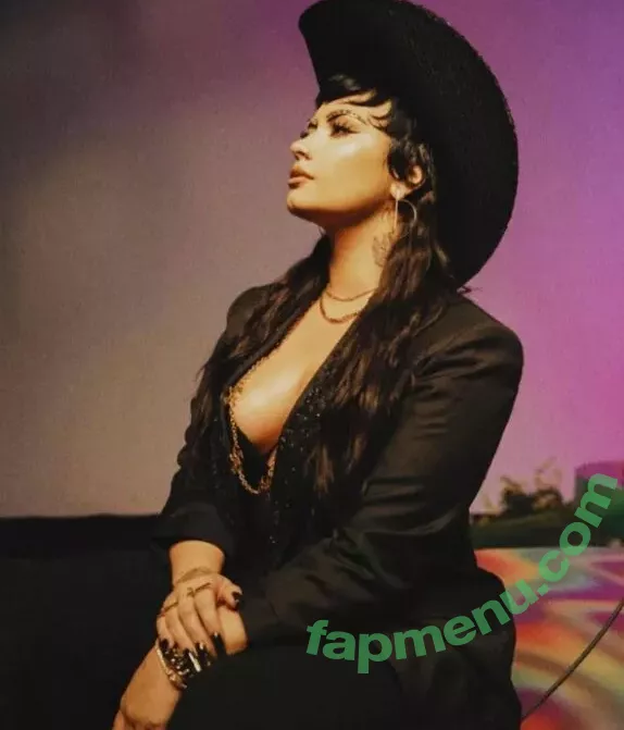 Demi Lovato nude photo #0069 (ddlovato / demi_lovato)