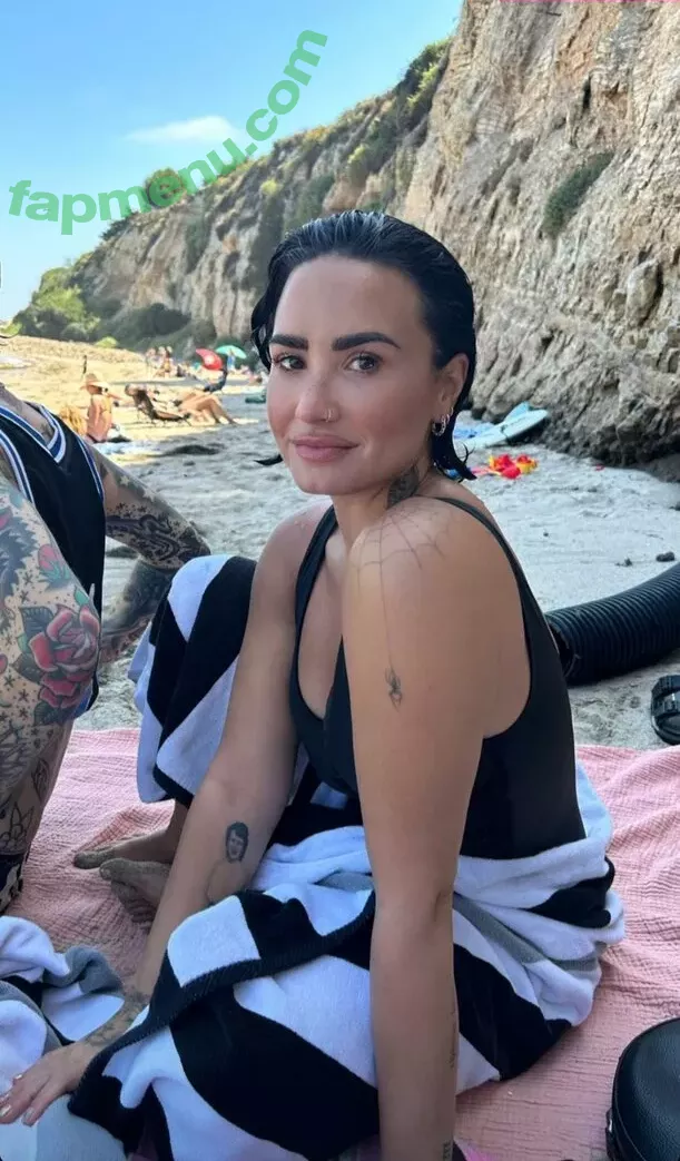 Demi Lovato nude photo #0091 (ddlovato / demi_lovato)