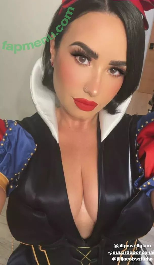 Demi Lovato nude photo #0117 (ddlovato)