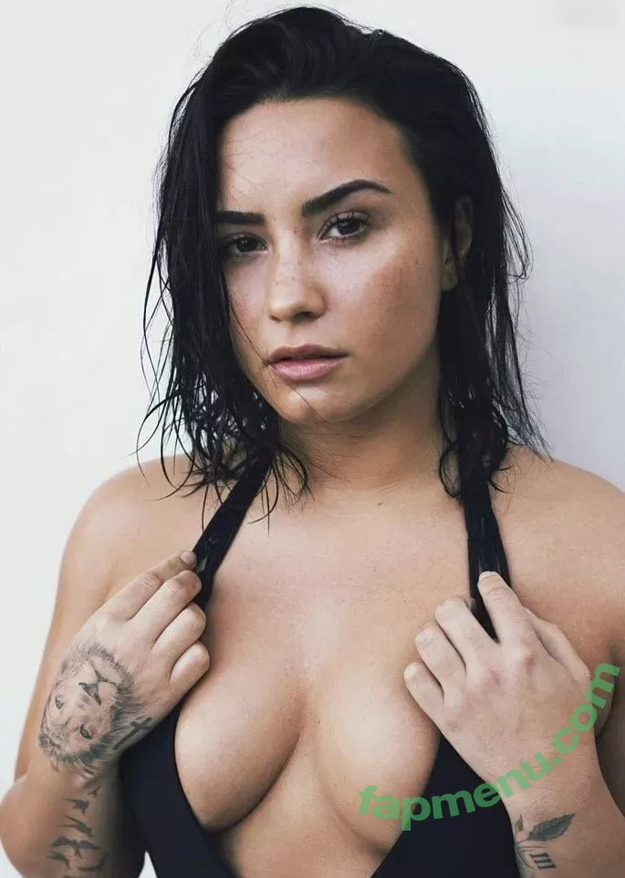 Demi Lovato nude photo #0523 (ddlovato)