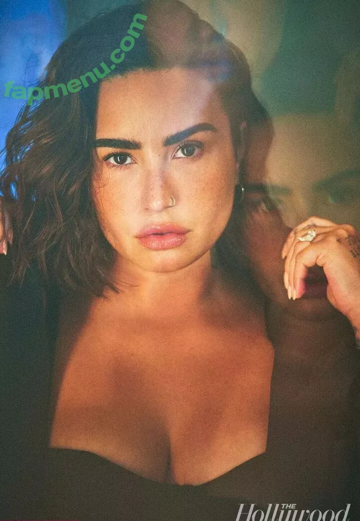 Demi Lovato nude photo #0645 (ddlovato)