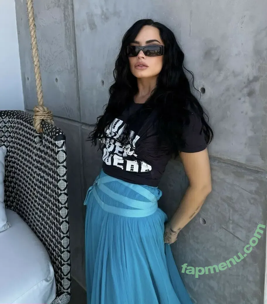 Demi Lovato nude photo #0902 (ddlovato / demi_lovato)