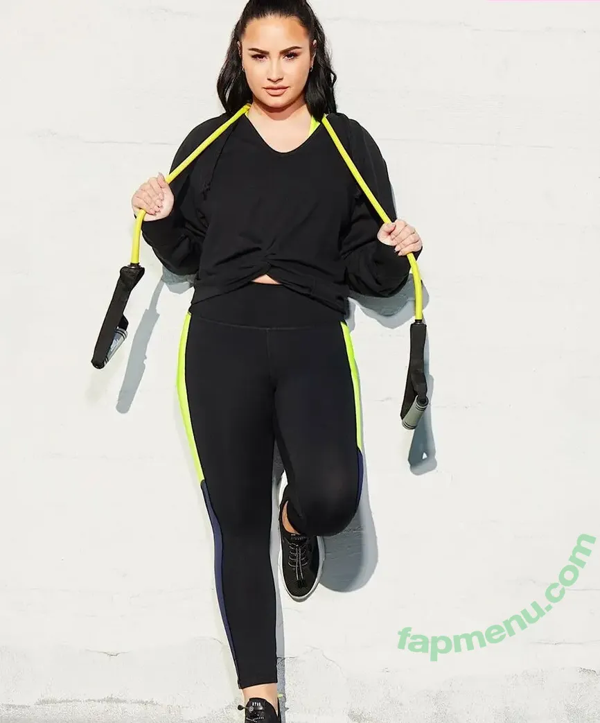 Demi Lovato nude photo #0928 (ddlovato / demi_lovato)