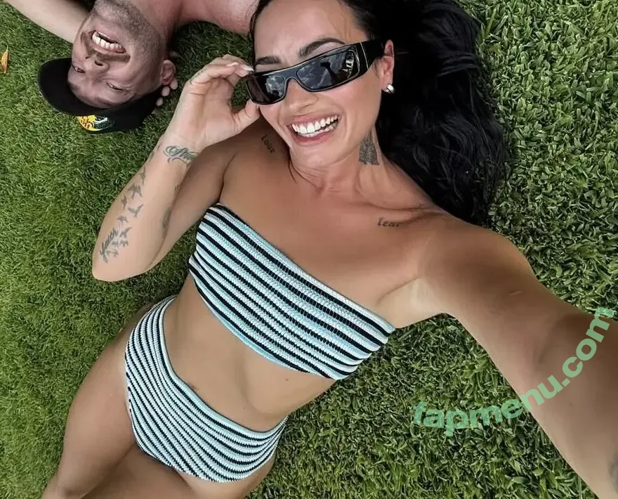Demi Lovato nude photo #0985 (ddlovato)