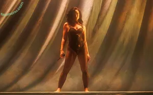 Demi Lovato / ddlovato nude photo #1134