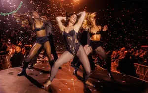 Demi Lovato / ddlovato nude photo #1140