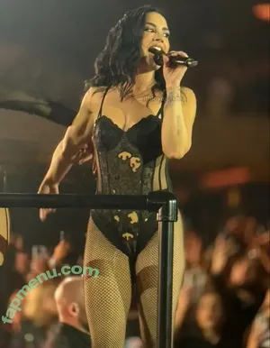 Demi Lovato / ddlovato nude photo #1171
