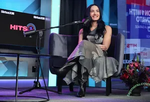 Demi Lovato / ddlovato nude photo #1180