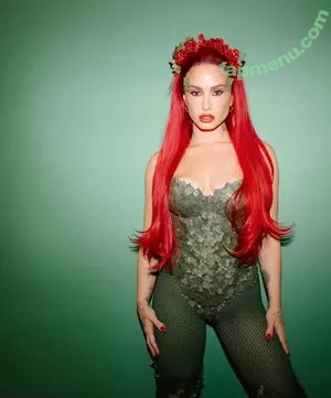 Demi Lovato / ddlovato nude photo #1200