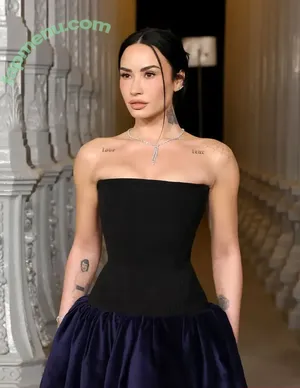 Demi Lovato / ddlovato nude photo #1226