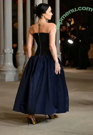 Demi Lovato / ddlovato nude photo #1236