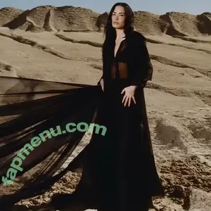 Demi Lovato / ddlovato nude photo #1308