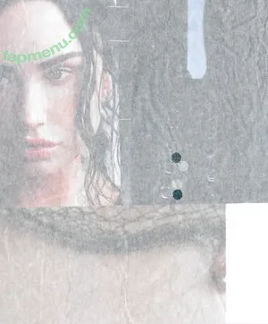 Demi Lovato / ddlovato nude photo #1317