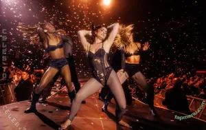 Demi Lovato / ddlovato nude photo #1339