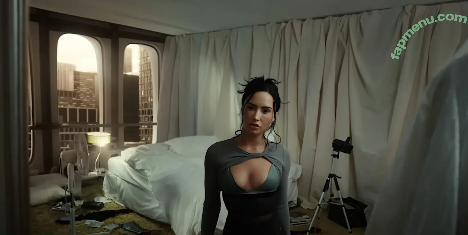 Demi Lovato nude photo #1065 (ddlovato)