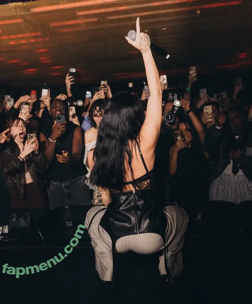 Demi Lovato nude photo #1083 (ddlovato)