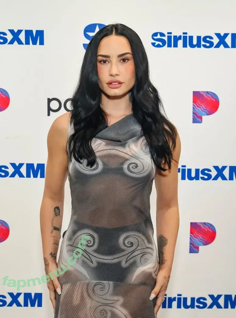 Demi Lovato nude photo #1184 (ddlovato)