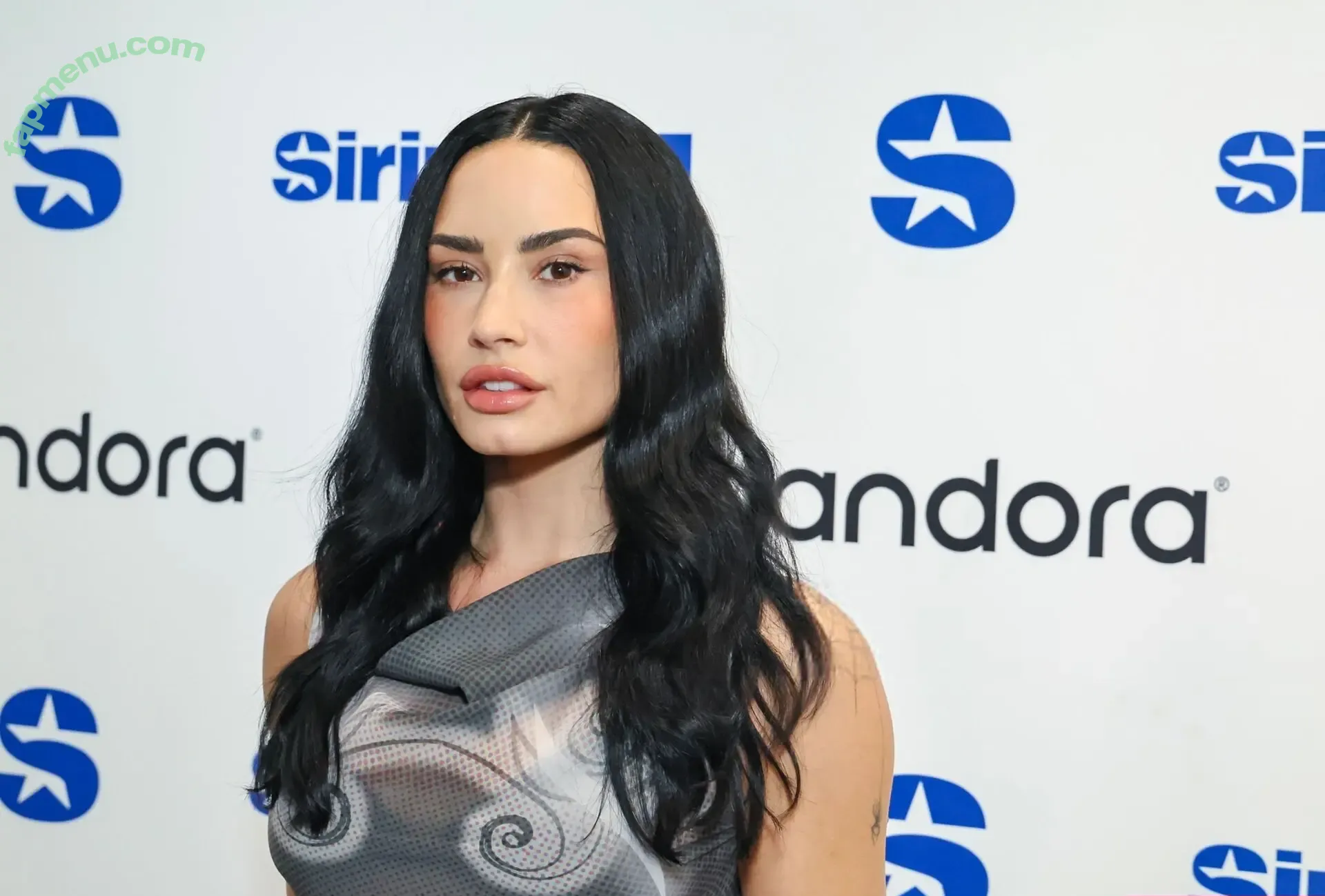 Demi Lovato nude photo #1191 (ddlovato)