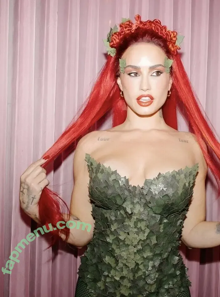 Demi Lovato nude photo #1196 (ddlovato)