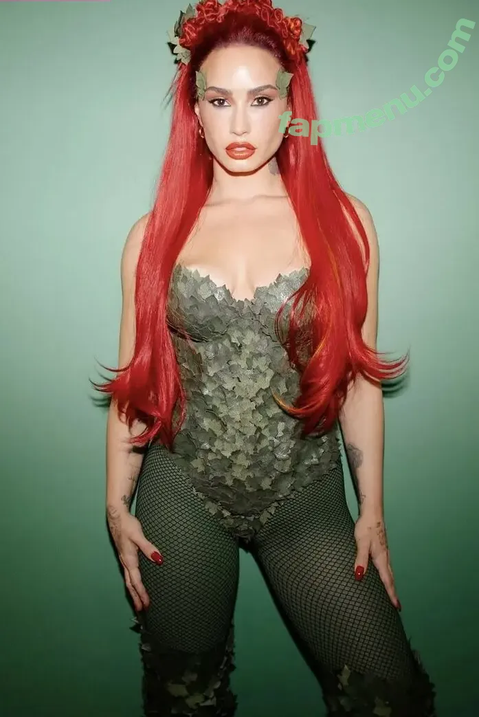 Demi Lovato nude photo #1198 (ddlovato)